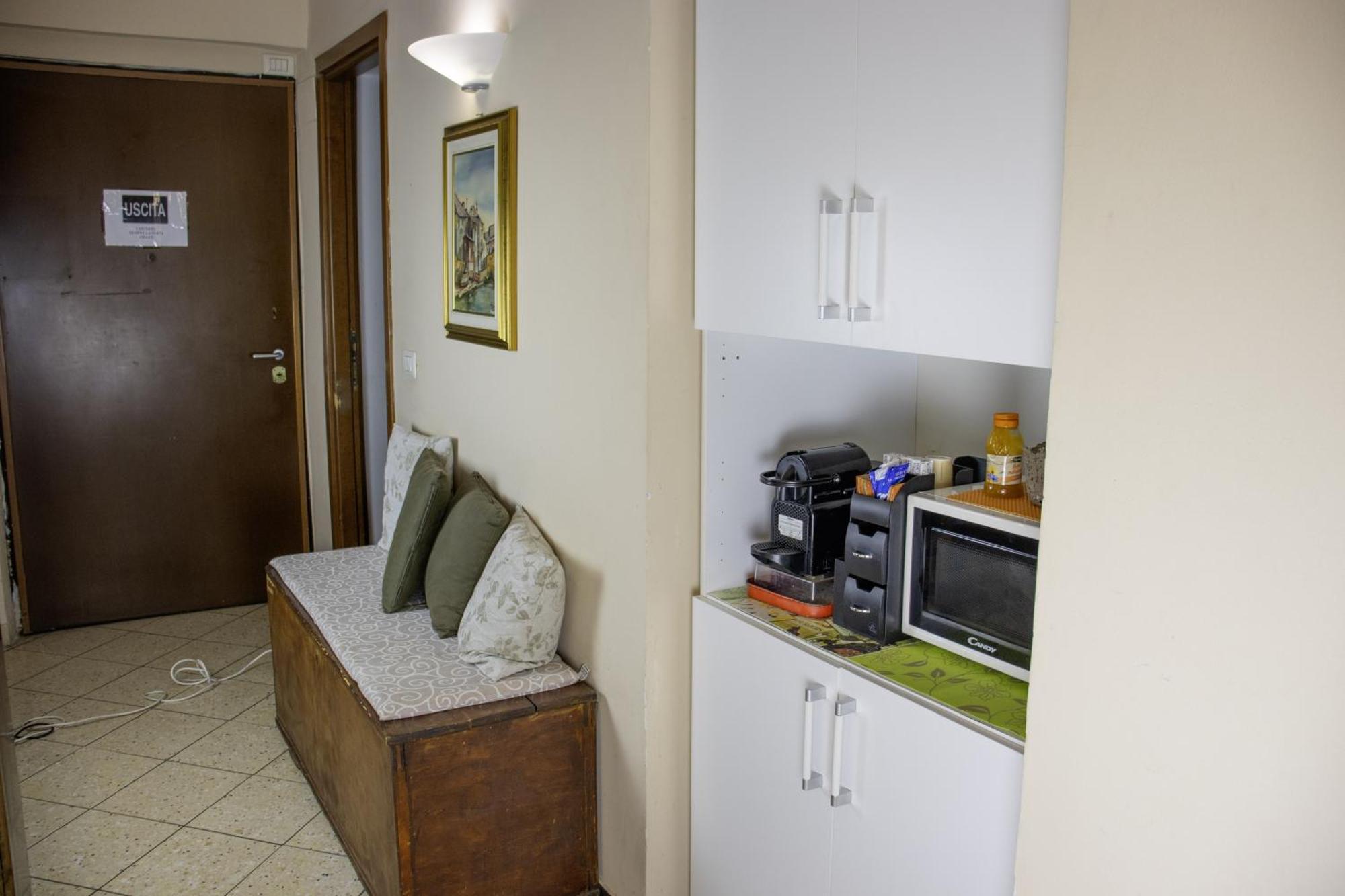 Albergo Locanda Diana เจนัว ภายนอก รูปภาพ