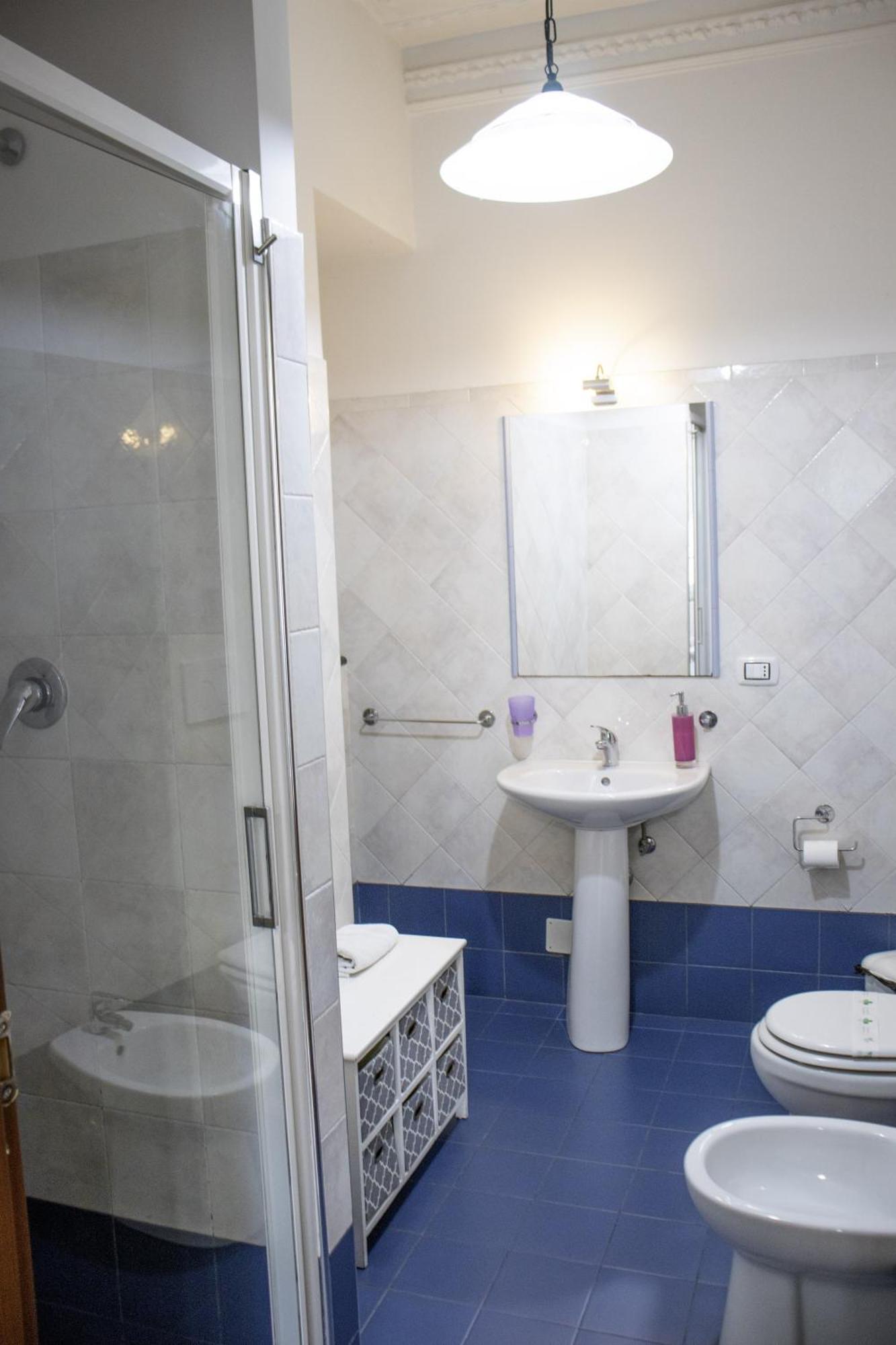 Albergo Locanda Diana เจนัว ภายนอก รูปภาพ