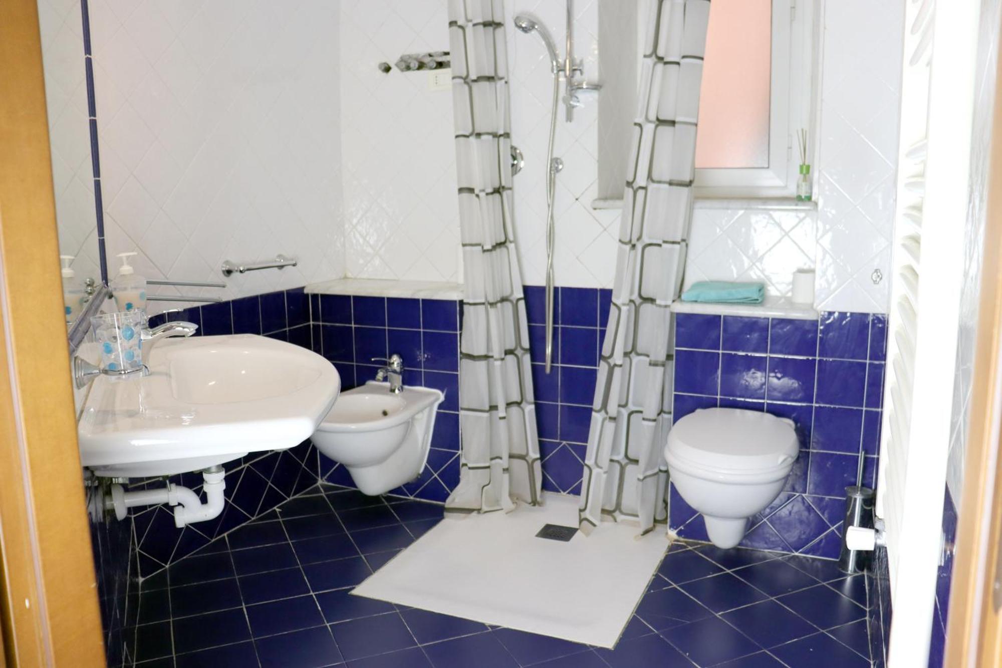 Albergo Locanda Diana เจนัว ภายนอก รูปภาพ