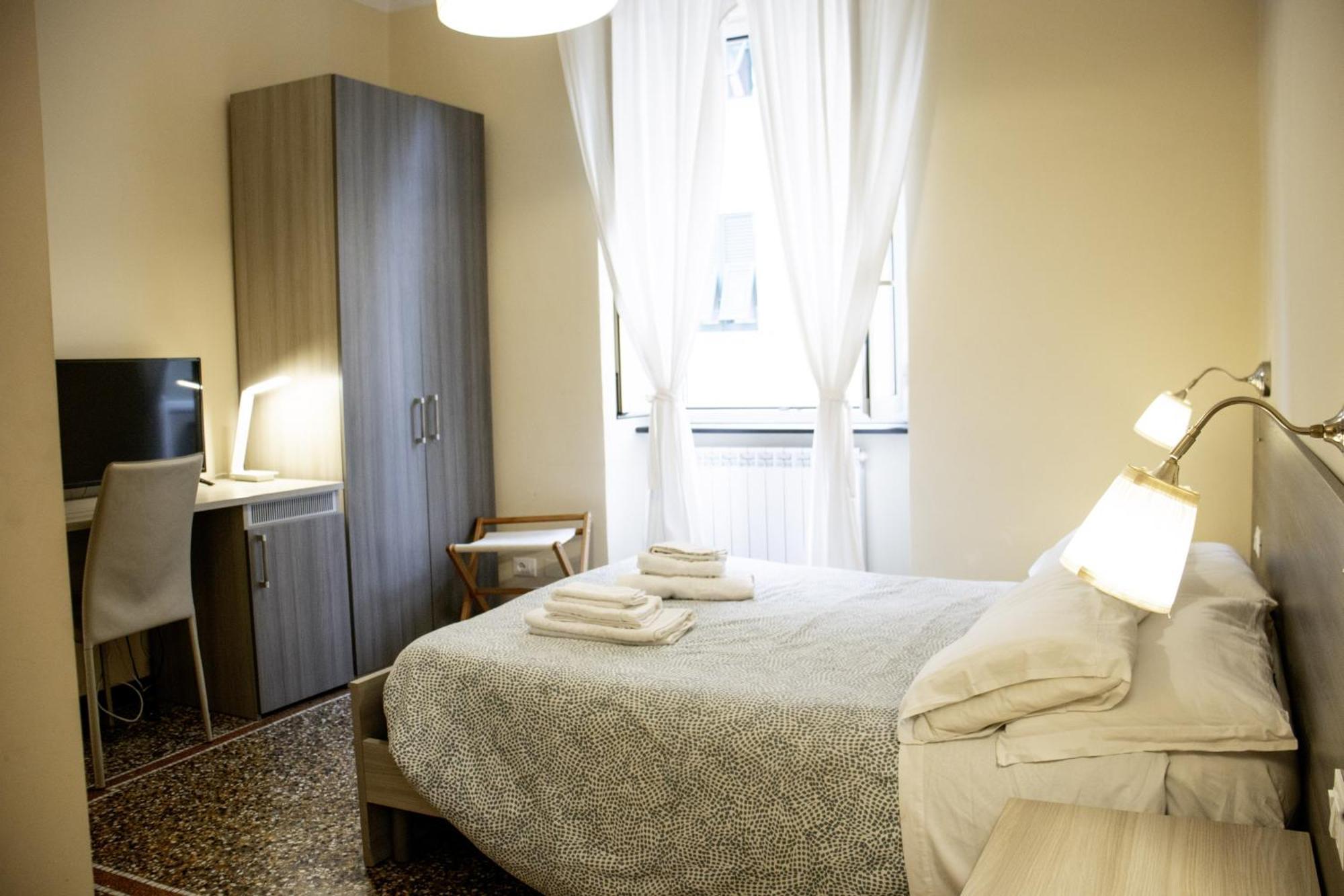 Albergo Locanda Diana เจนัว ภายนอก รูปภาพ