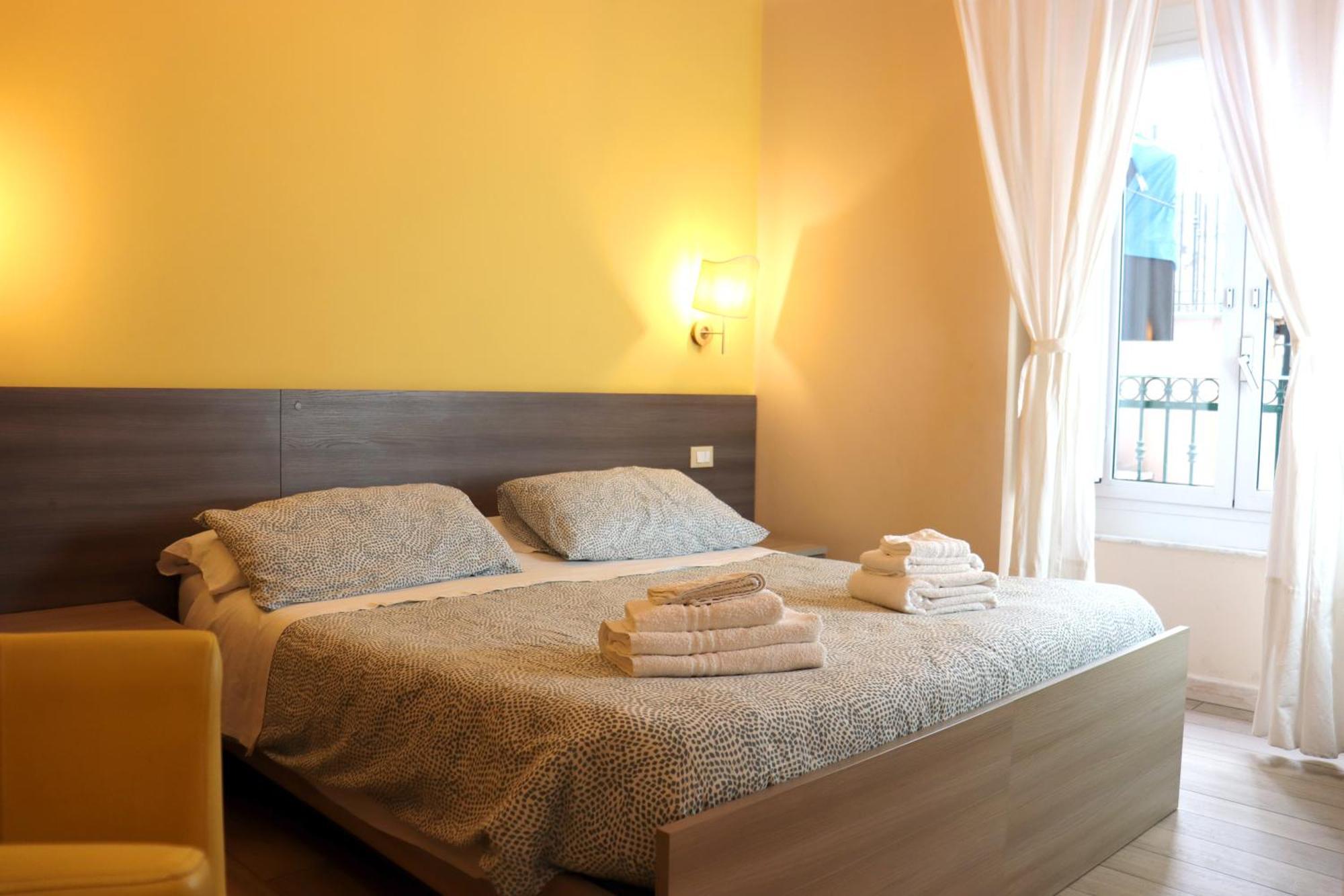 Albergo Locanda Diana เจนัว ภายนอก รูปภาพ