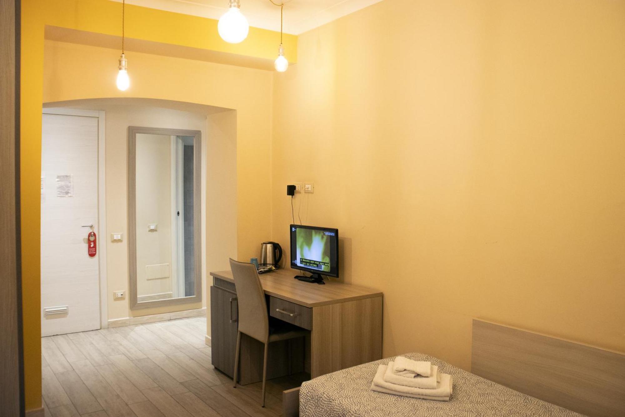 Albergo Locanda Diana เจนัว ภายนอก รูปภาพ